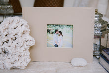 Load image into Gallery viewer, Pasta Dura con Tela y Ventana
